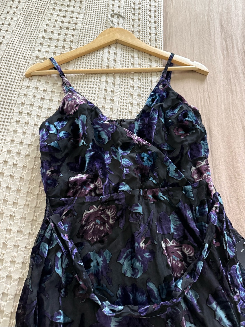 NEW Lulu's Black Floral Maxi Dress Size M - Picture 5 of 8